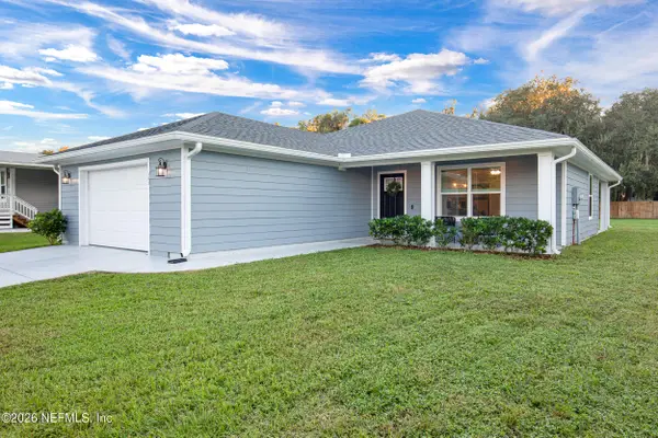 163 Lake Margo Drive, Satsuma, FL 32189