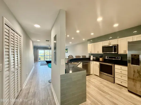 1701 1st N Street #11B, Jacksonville Beach, FL 32250
