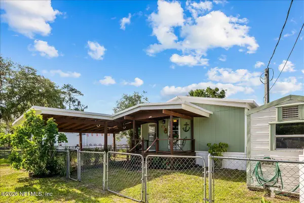 120 Pine Street, Satsuma, FL 32189