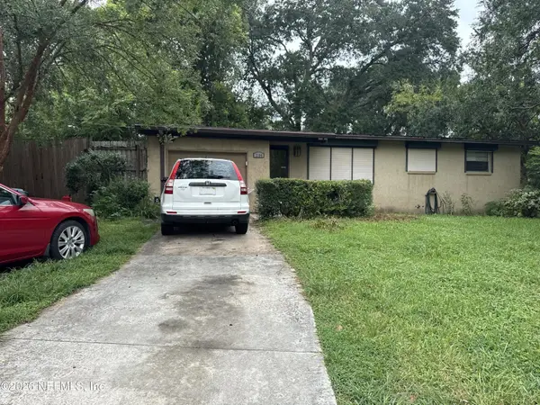 2104 Limoges E Drive, Jacksonville, FL 32210