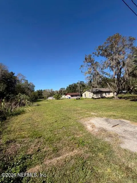 411 E Carter Street, Hastings, FL 32145 - #1