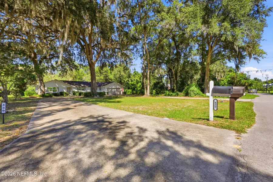 439 SE 28th Way, Melrose, FL 32666 - #2