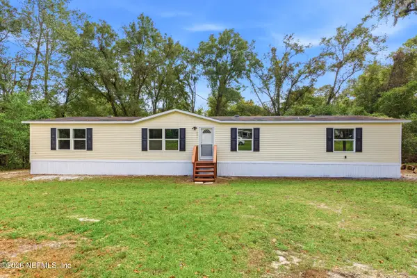 4677 Calendula Avenue, Middleburg, FL 32068