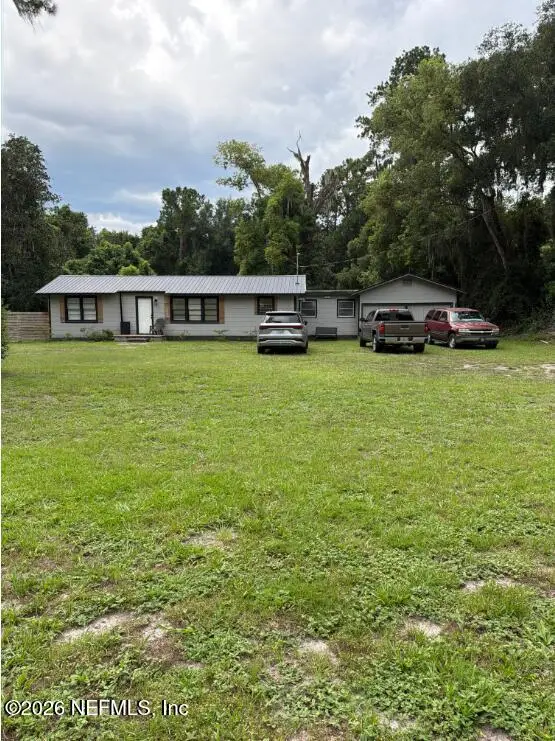 111 W Mccormick Road, East Palatka, FL 32131