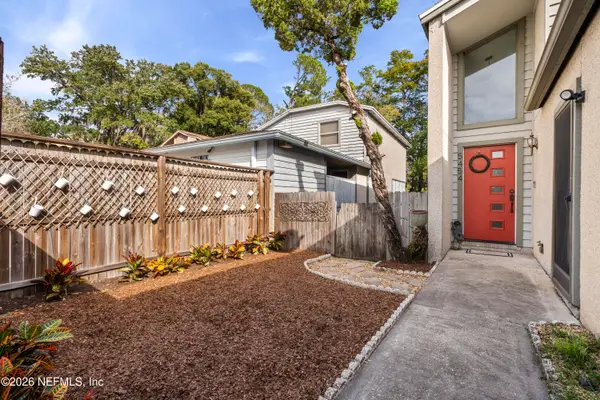 5454 Mariners Cove Drive, Jacksonville, FL 32210