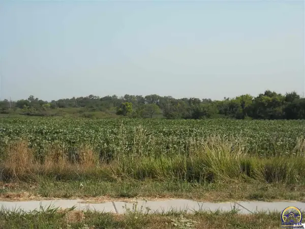 Lot 1 Blk B SW 17th St, Topeka, KS 66615
