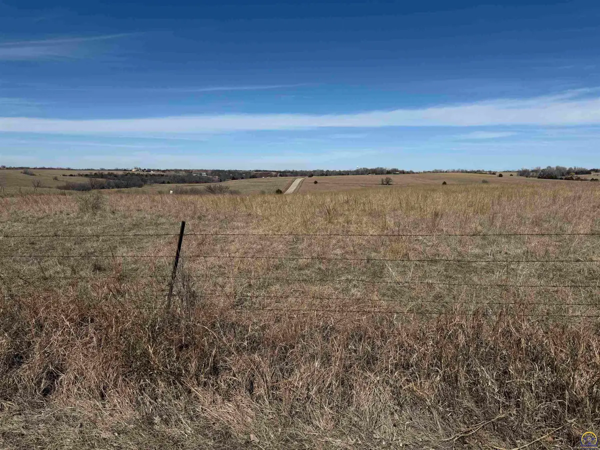 Parcel 17 NW 86th St, Topeka, KS 66618 - #1