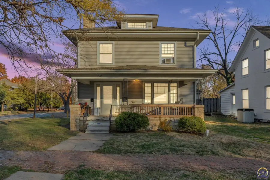 1500 SW Mulvane St, Topeka, KS 66604 - #3