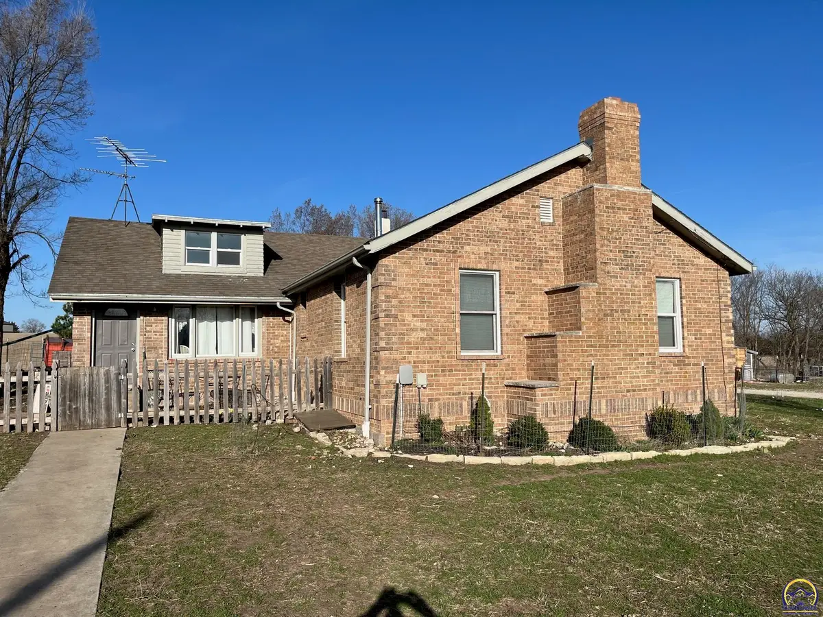 28175 Pleasant Ridge Rd, Havensville, KS 66432 - #1