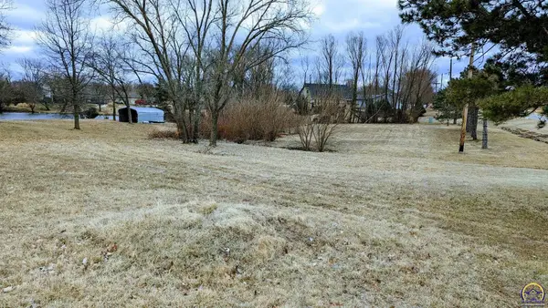 2425 W 24th Ave, Emporia, KS 66801