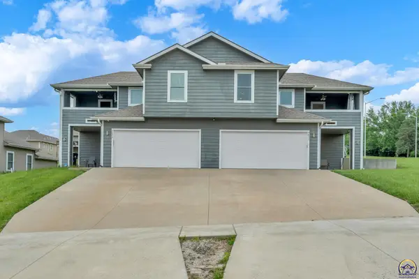 5850 & 5852 SW Woodbridge Dr, Topeka, KS 66606