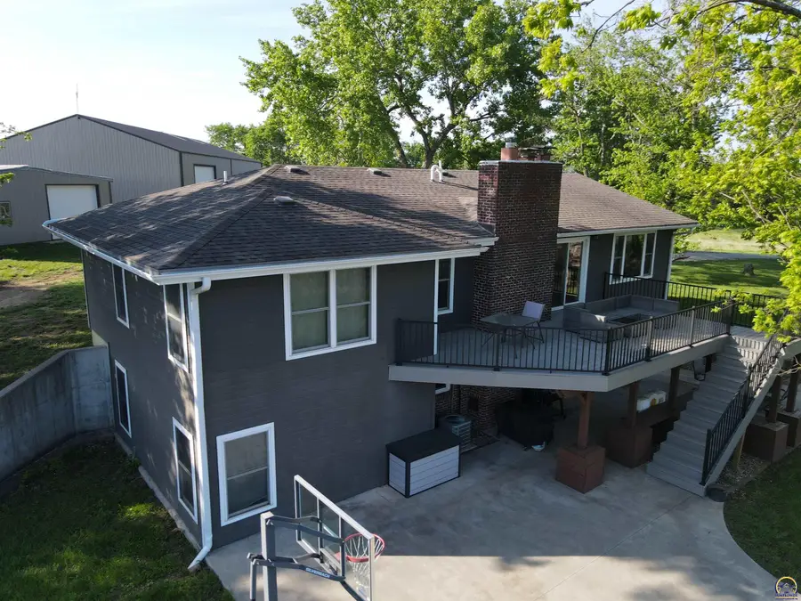 24298 split 3 M Rd #option 3, Holton, KS 66436 - #3