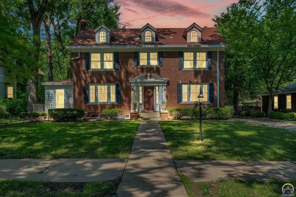 1417 SW College Ave, Topeka, KS 66604 - #1