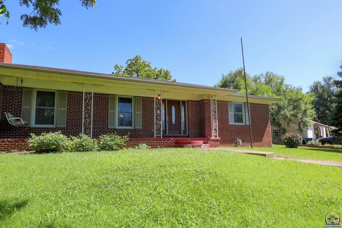 414 Southwest Blvd, Madison, KS 66860 - #1