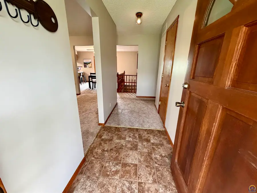 3525 W 20th Ave, Emporia, KS 66801 - #3