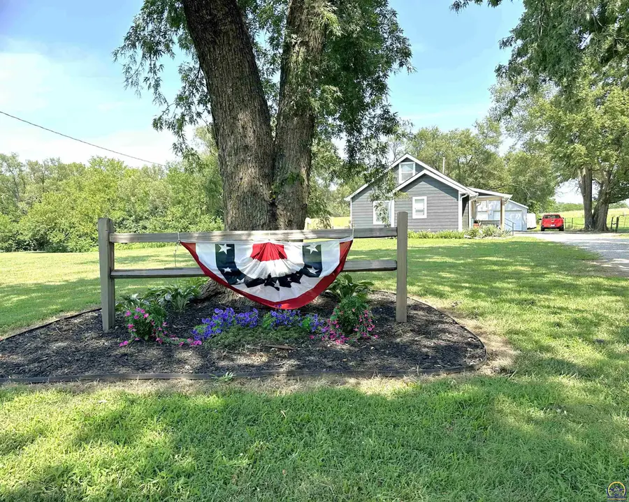 4200 NW Rochester Rd, Topeka, KS 66617 - #2