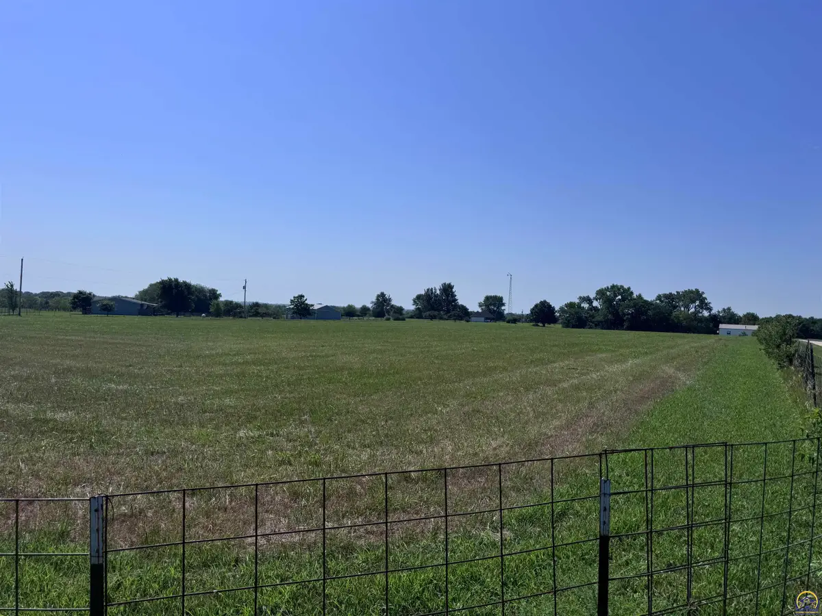 0000 SW 93rd St, Wakarusa, KS 66546 - #1