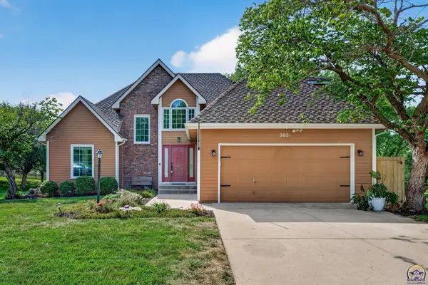 3831 SW Friar Rd, Topeka, KS 66610