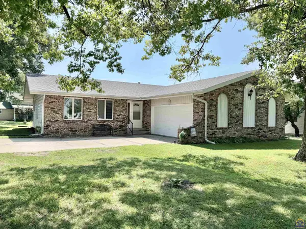 314 Maple St, St. Marys, KS 66536