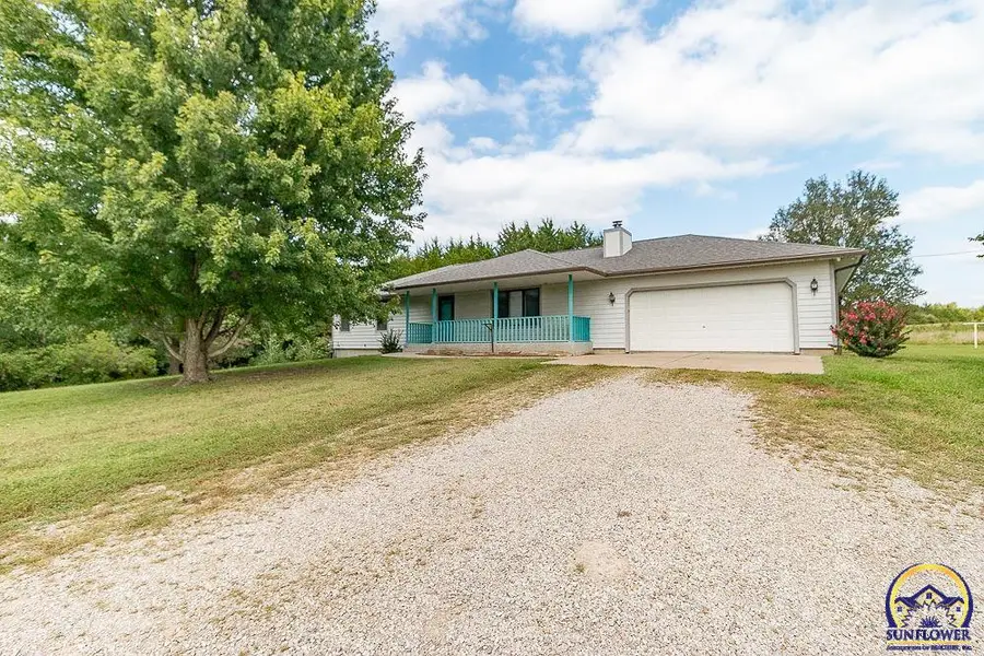 5700 NE Indian Creek Rd, Topeka, KS 66617 - #3