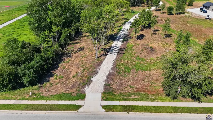 00000 SW Wanamaker Rd, Topeka, KS 66610 - #3