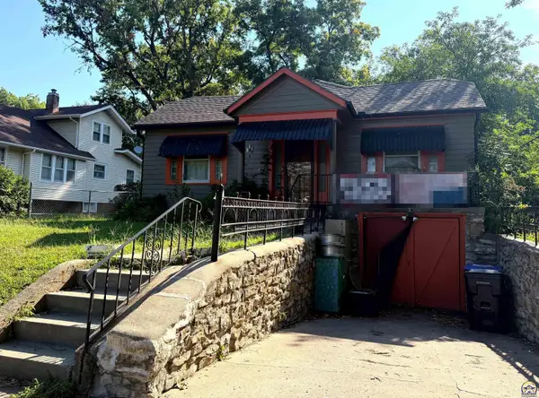 1140 SW High Ave, Topeka, KS 66604