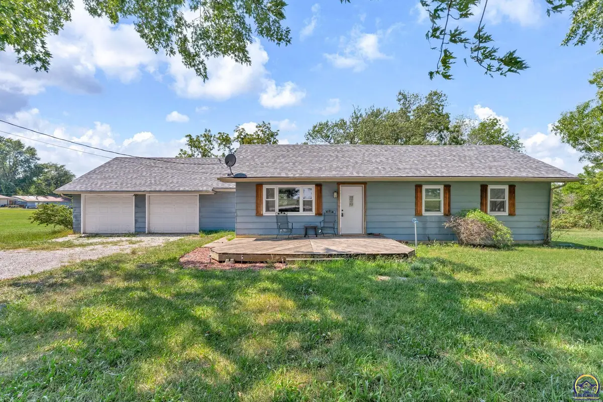 16325 R Rd, Mayetta, KS 66509 - #1