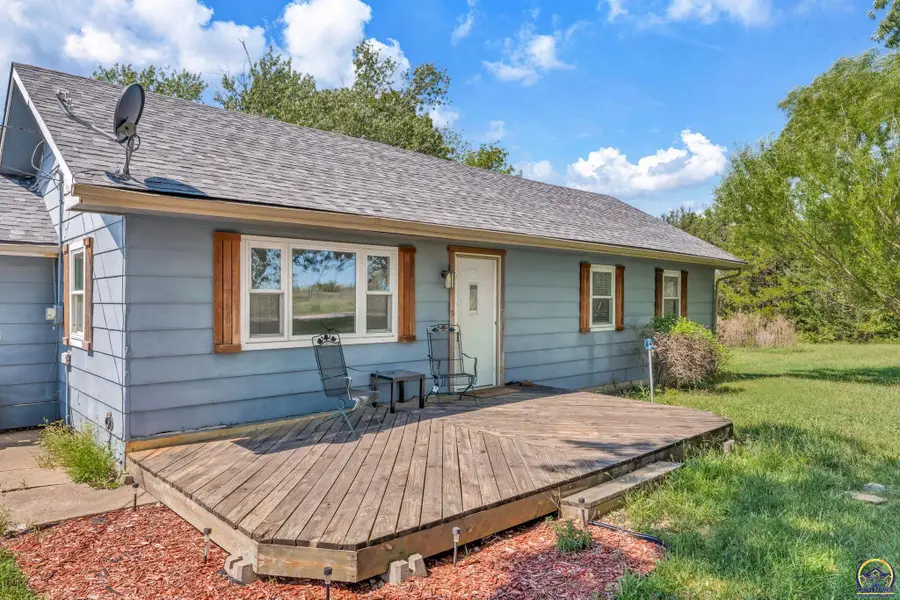 16325 R Rd, Mayetta, KS 66509 - #3