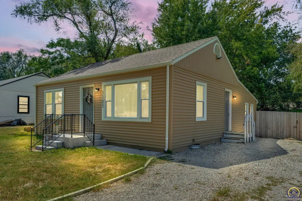3303 SE Indiana Ave, Topeka, KS 66605 - #1