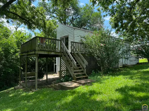 212 S Shore Dr, Council Grove, KS 66846