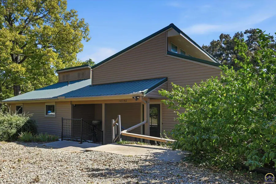 16146 S Morrill Rd, Scranton, KS 66537 - #2