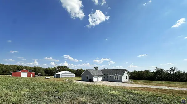 4535 SE 69th St, Berryton, KS 66409