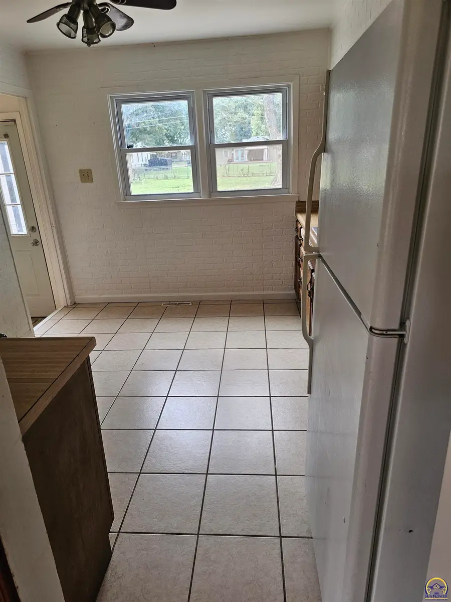 2223 NW Polk St, Topeka, KS 66608 - #3
