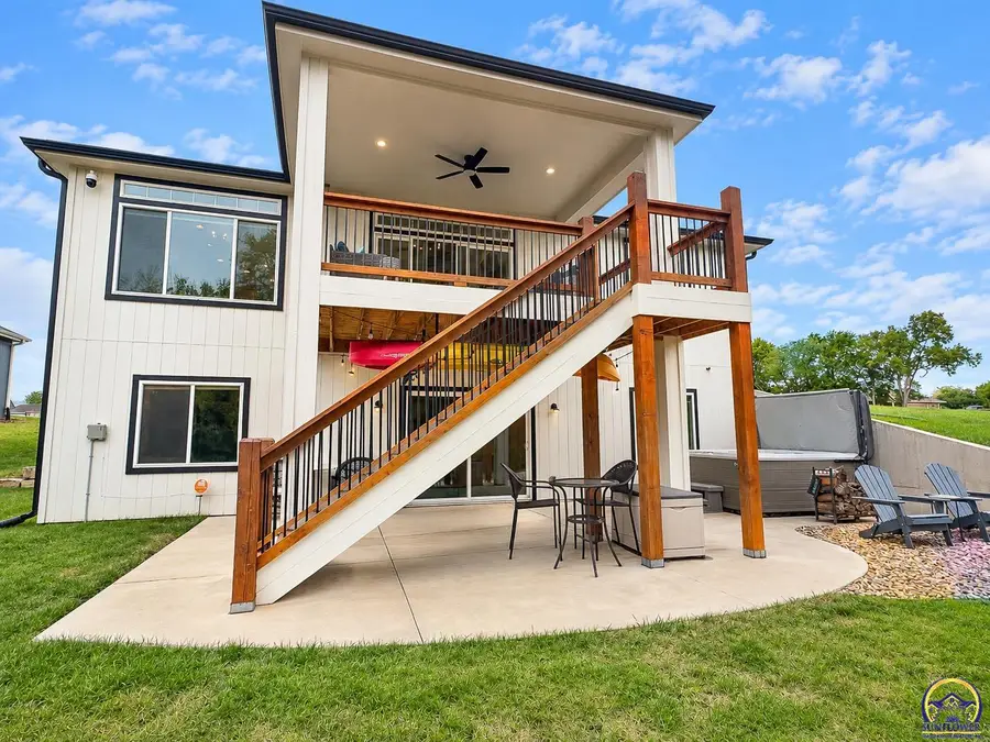 2510 SE Saturn Dr, Topeka, KS 66605 - #3