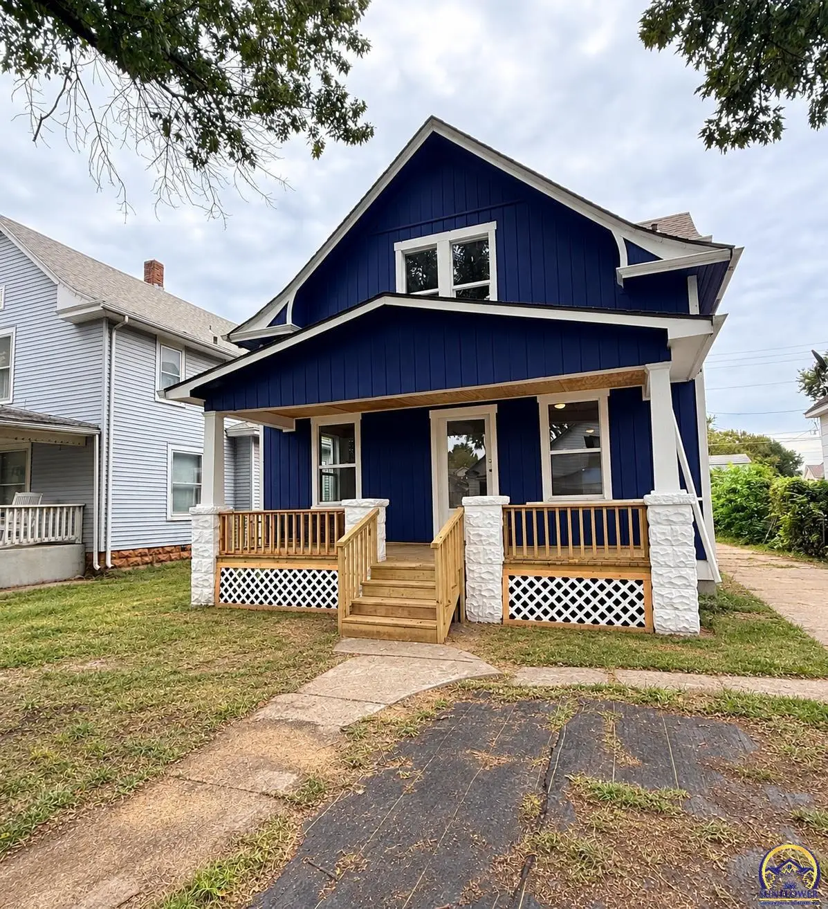 424 NE Scotland Ave, Topeka, KS 66616 - #1