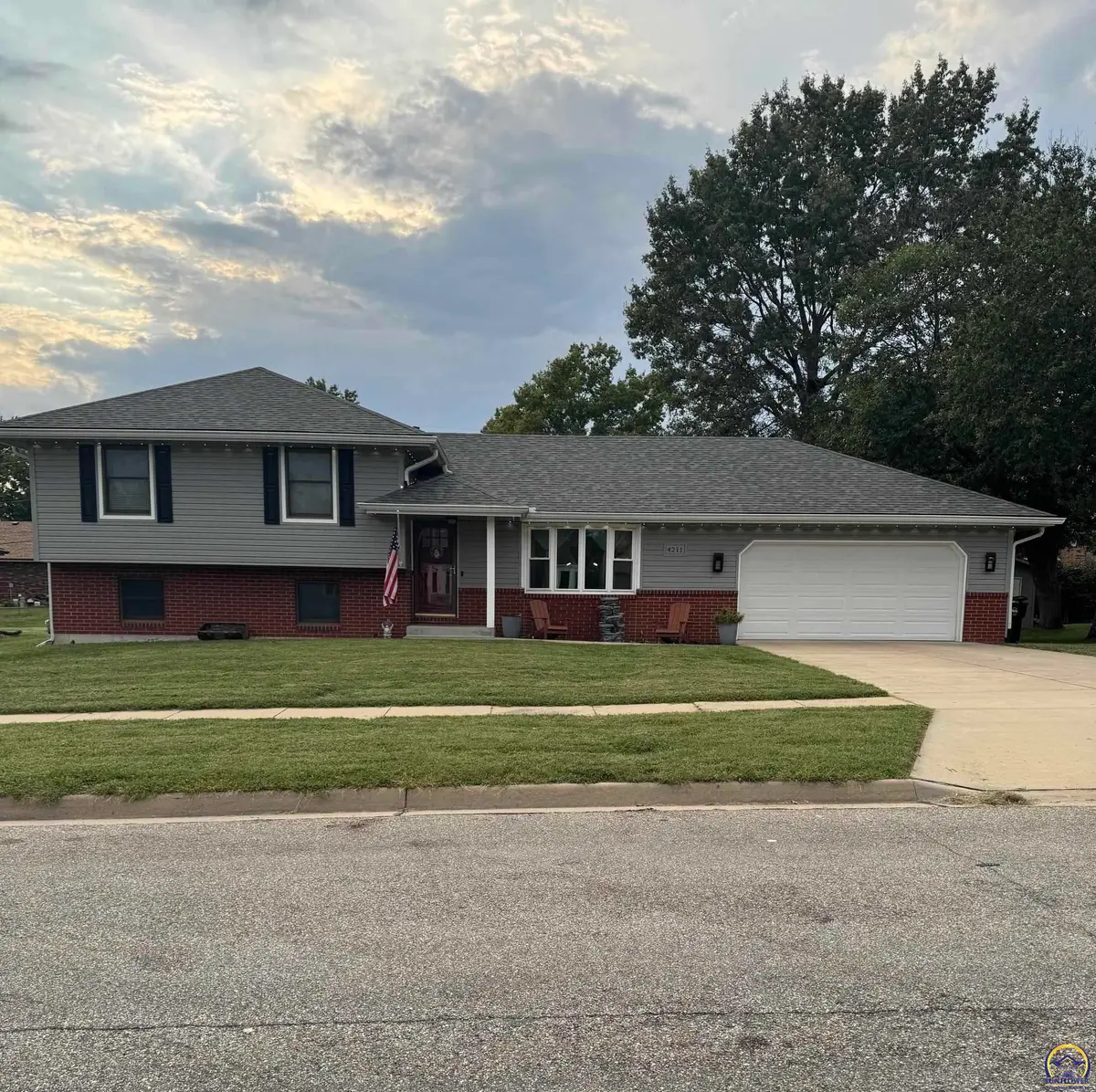 4211 SE Colorado Ave, Topeka, KS 66609 - #1