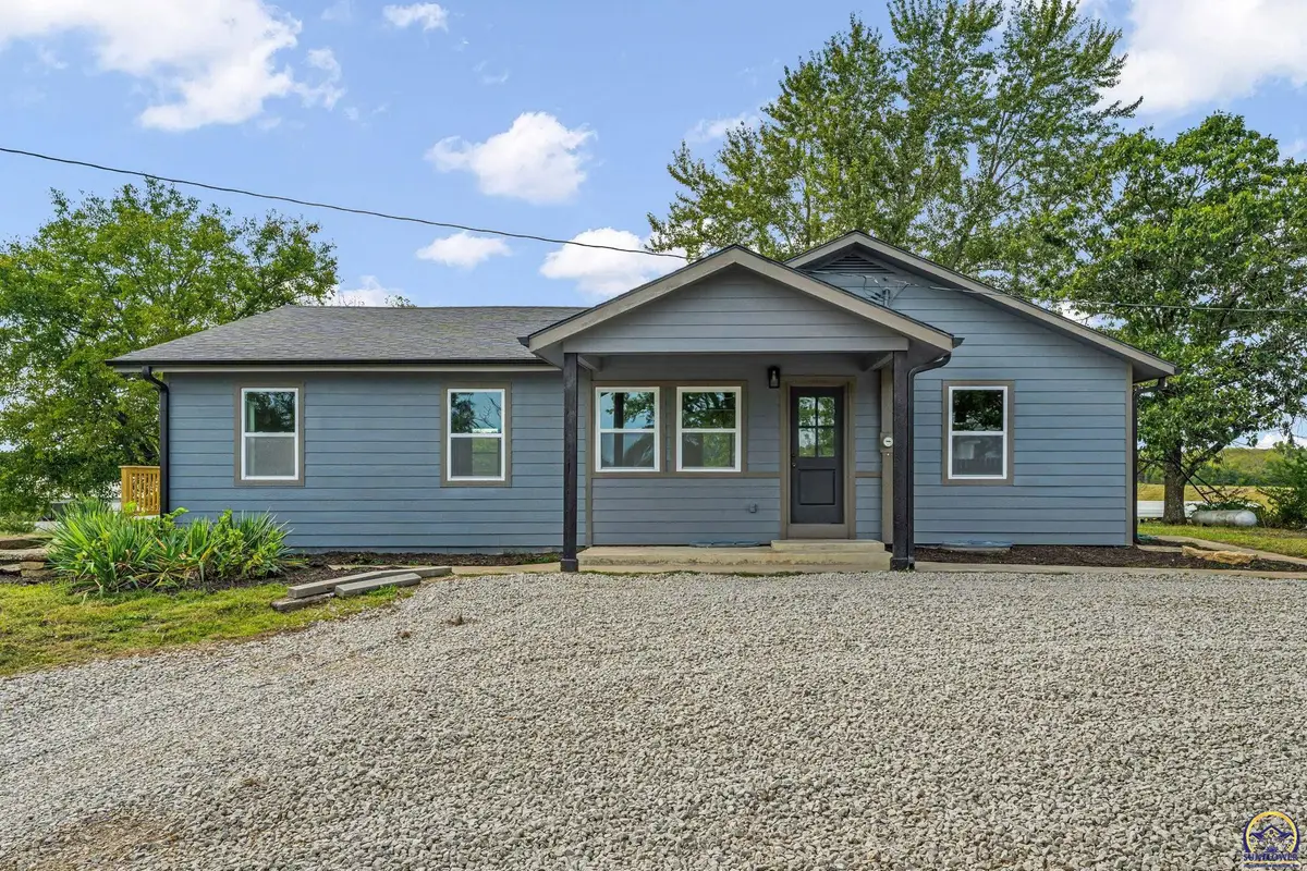5436 SW 69th St, Auburn, KS 66402 - #1
