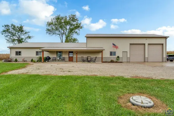 14801 U Rd, Mayetta, KS 66509