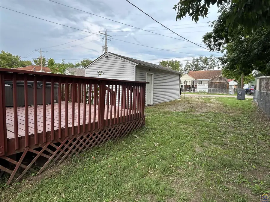 738 NE Green St, Topeka, KS 66616 - #3