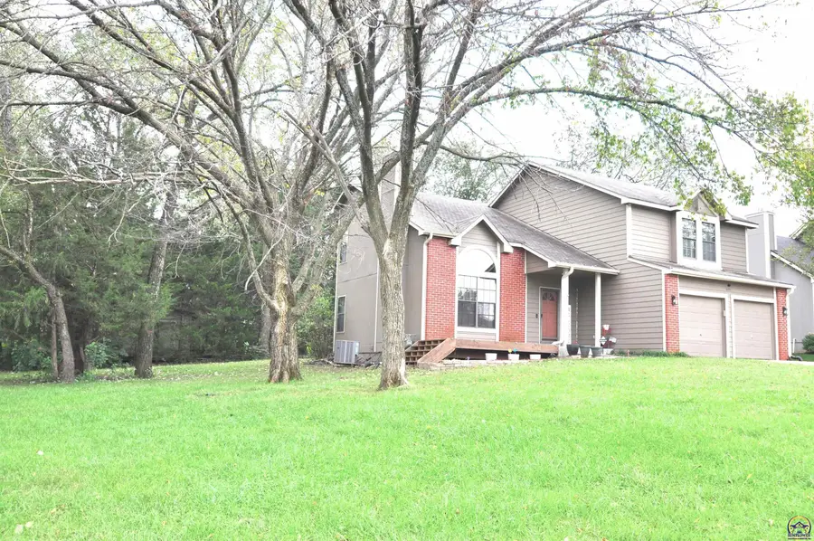6601 SW Hamptonshire Ln, Topeka, KS 66614 - #2