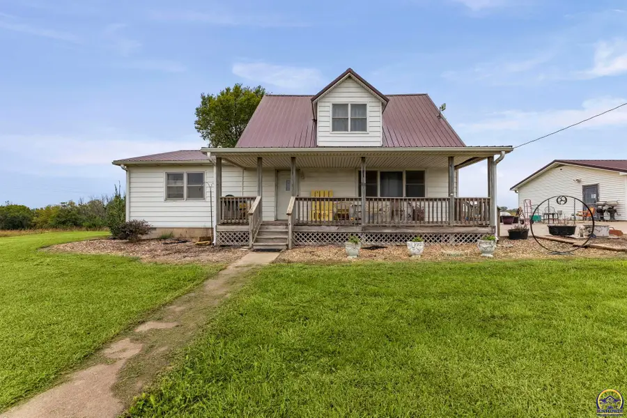 9120 W 269th St, Osage City, KS 66523 - #3