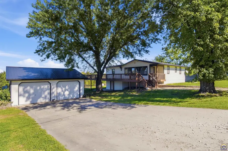 2598 South Shore Dr, Vassar, KS 66543 - #3