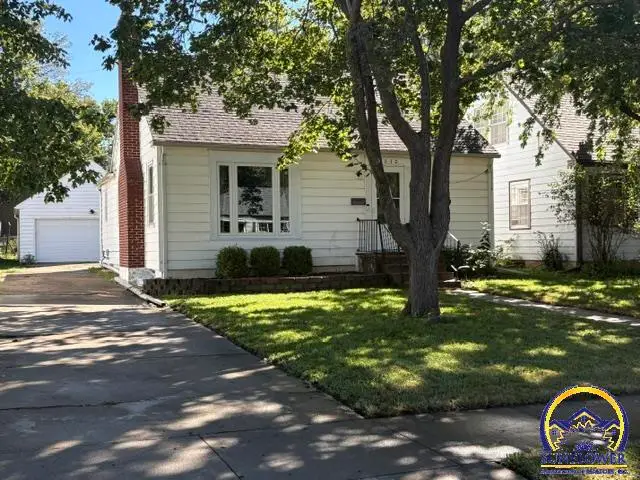 1030 Lawrence St, Emporia, KS 66801 - #1