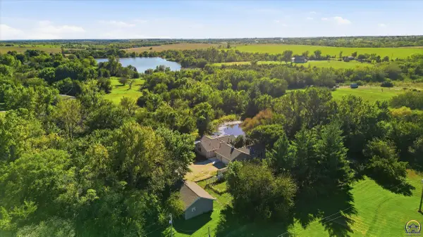 9329 NW Wilson Rd, Topeka, KS 66618