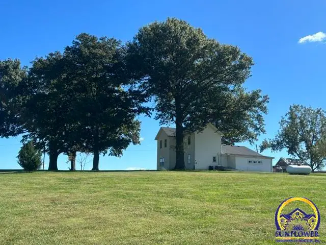 17201 Coffin Rd, Leavenworth, KS 66048 - #2