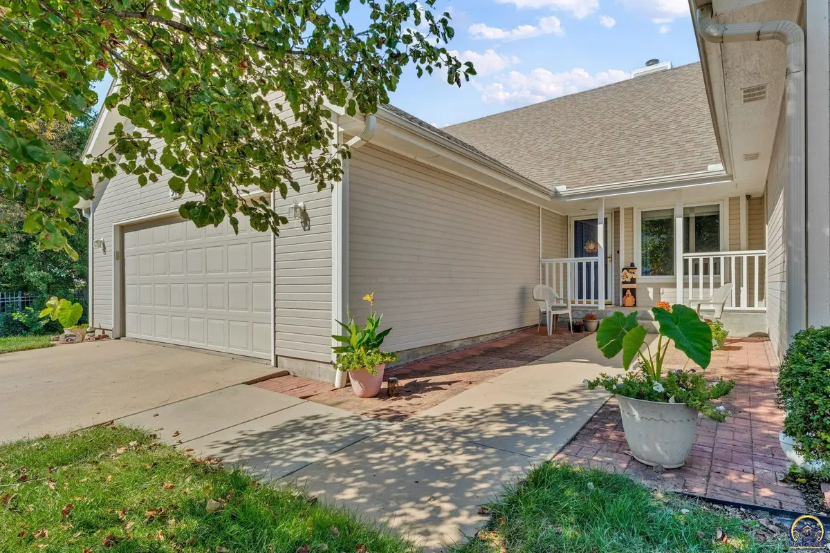 3101 SW Wanamaker Dr #54, Topeka, KS 66614 - #1