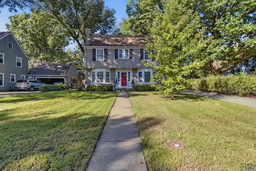 1811 SW Oakley Ave, Topeka, KS 66604 - #2