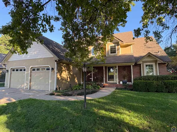 6010 SW 34th Ter, Topeka, KS 66614