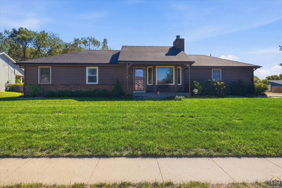 1629 NW 33rd Pl, Topeka, KS 66618 - #1