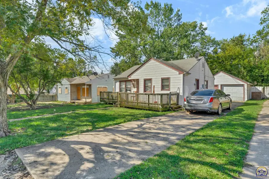 2337 SW Van Buren St #R43545, R43582, R43583,, Topeka, KS 66611 - #2